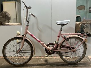 Bicicleta vintage rosa G.A.C.