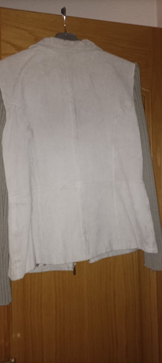 Chaqueta piel talla 46 marca maryland