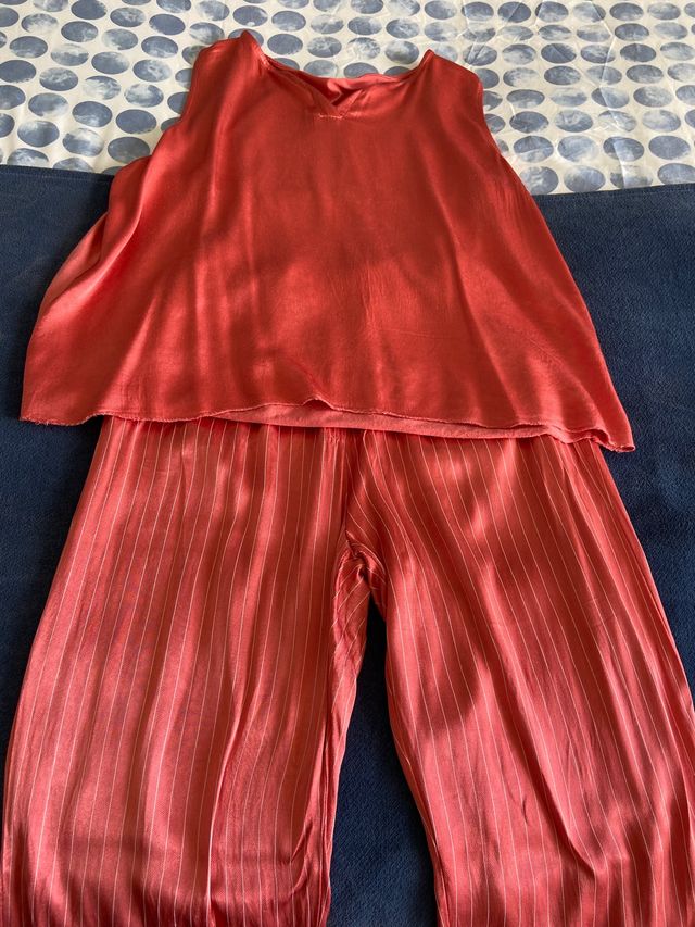 Conjunto blusa pantalón