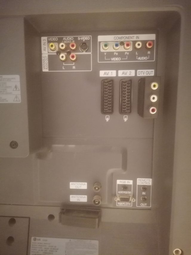 Tv LG 37pg con DVD SONY y equipo de sonido SONY