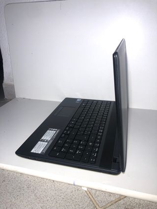 Acer Aspire 5733Z