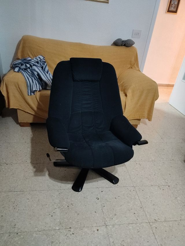 Sillón giratorio .tengo dos