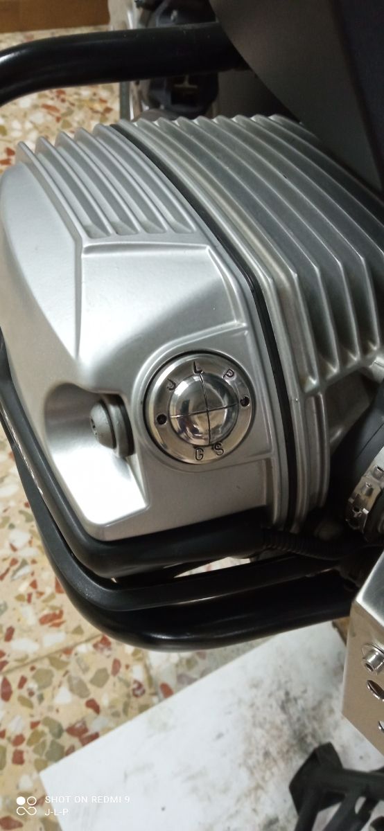 tapon tapa de balancines y llave para bmw r1200gs