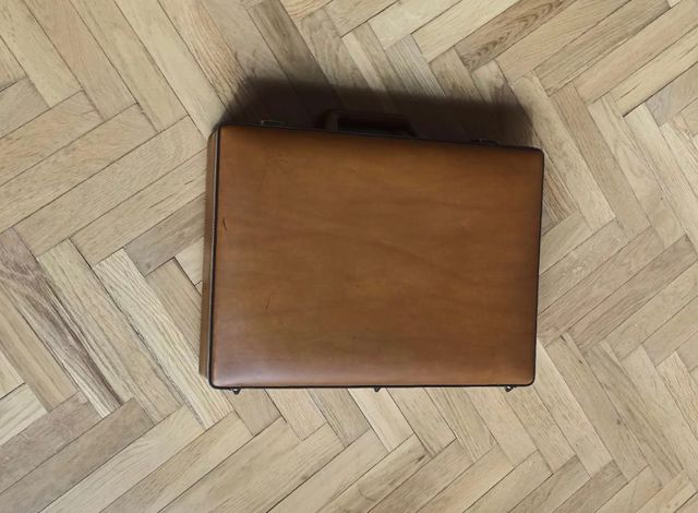 Maletín-portafolios de Ubrique