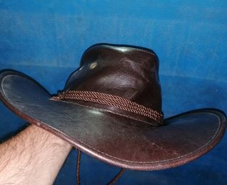 SOMBRERO DE PIEL