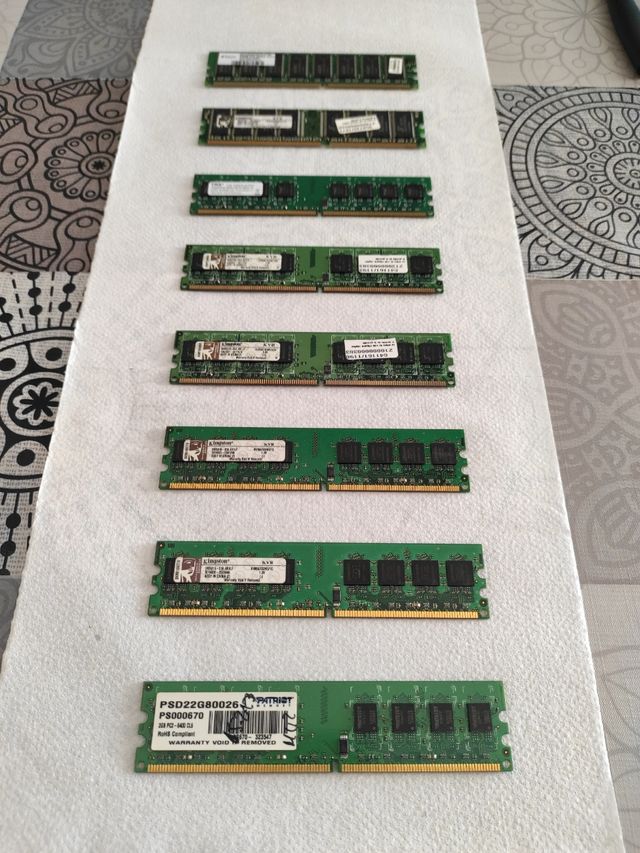 SUPERPAK DDR2 2GB+1+1+1+1+1GB/DDR 1GB+256MB de memória