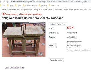Bascula antigua de madera