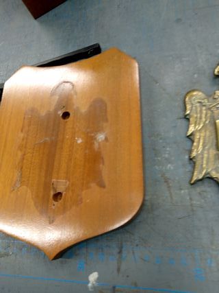 Metopa escudo aguila