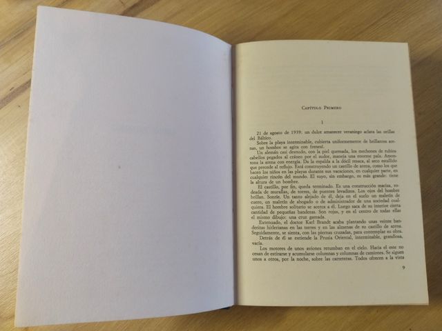 Lote 3 libros de historia y enciclopedias.