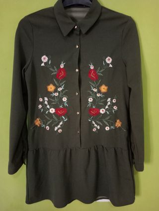 vestido bordado flores 