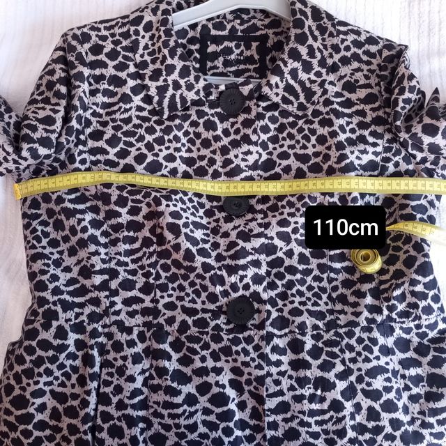 Gabardina/trench animal print