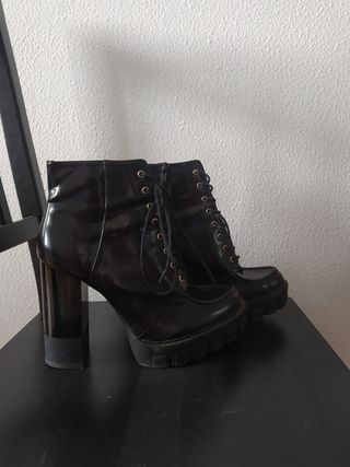 Botas charol Zara 41