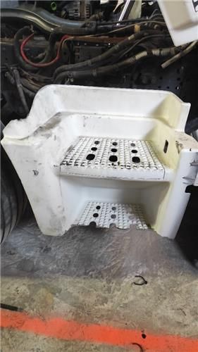 Ref. 25273 peldaño chasis dcho. Iveco Stralis AD 4