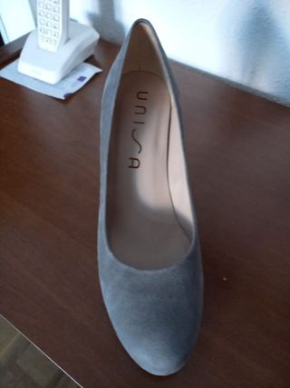 Zapatos tacón gris terciopelo