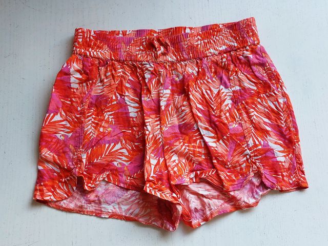 DIEZ PRENDAS segunda mano para niña de 10-14 años.