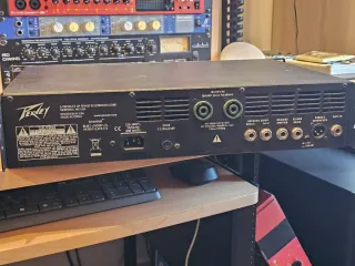 Amplificador de Bajo Peavey Tour Series 450