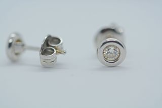 Pendiente Oro Blanco 18 KT brillante