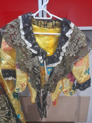 traje fallera del siglo...