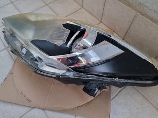 FARO ANTERIORE TOYOTA YARIS HYBRID 2011>2014 LED