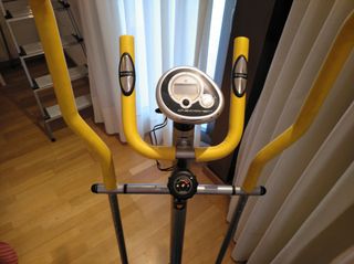 Precio súper rebajado por mudanza. Elíptica