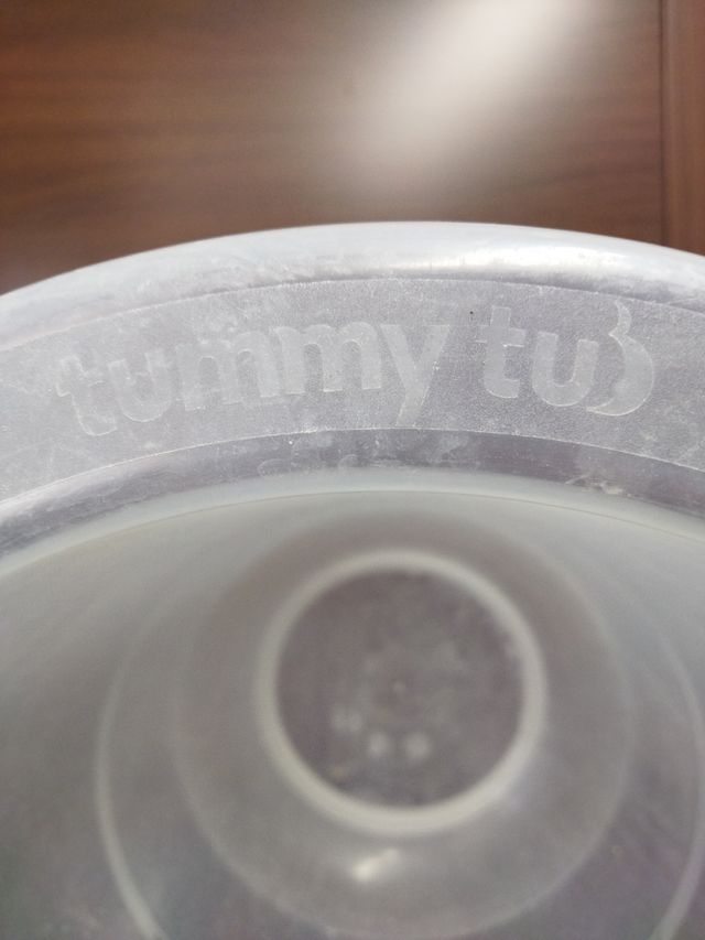 cubo bebe anticolicos