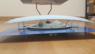 2 lámparas colgantes de interior.