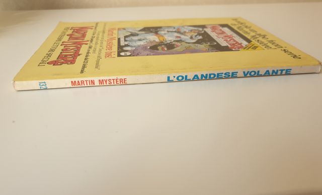 L'occhio invisibile-giallo mondadori 1976