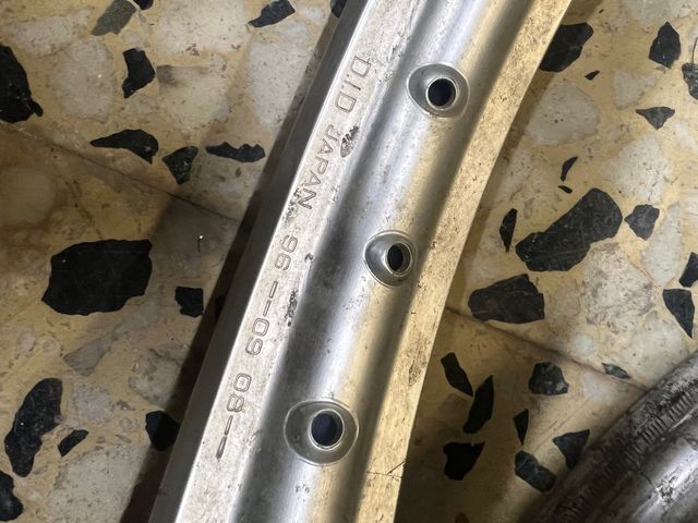 Llantas  motocros 21" y 19"