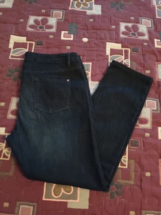 Pantalón vaquero elásticos con poco uso como nuevo