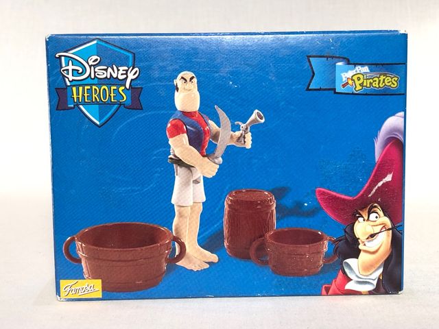 Disney Adventures, Peter pan Pirates, Famosa