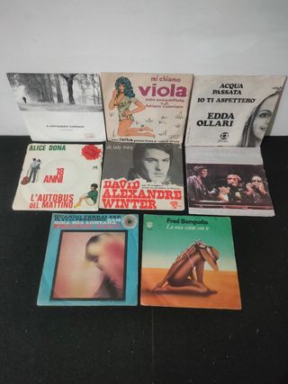 Lotto 44 vinili 45 giri + 18 copertine gratis