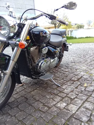 Suzuki c800