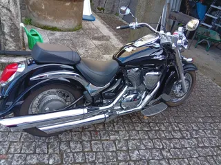 Suzuki c800