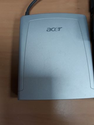 Portátil Acer Travelmate 382TMI  con Linux Mint