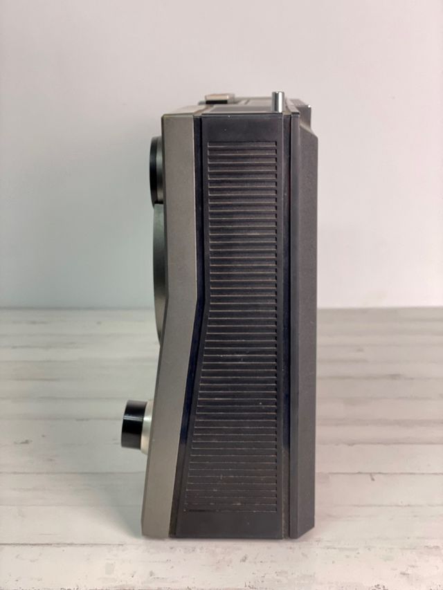 Akai Boombox AJ-480FS