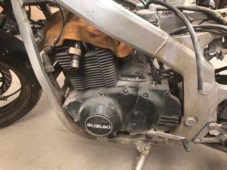 Suzuki gs 500