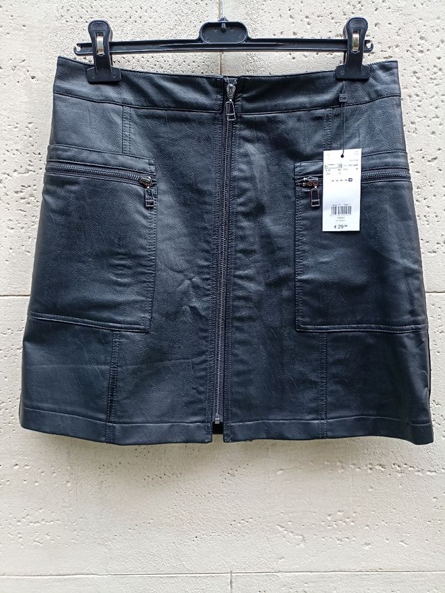 gonna mini ecopelle nera aderente XXL