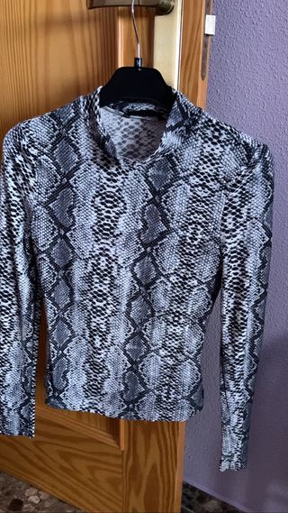 Camiseta serpiente