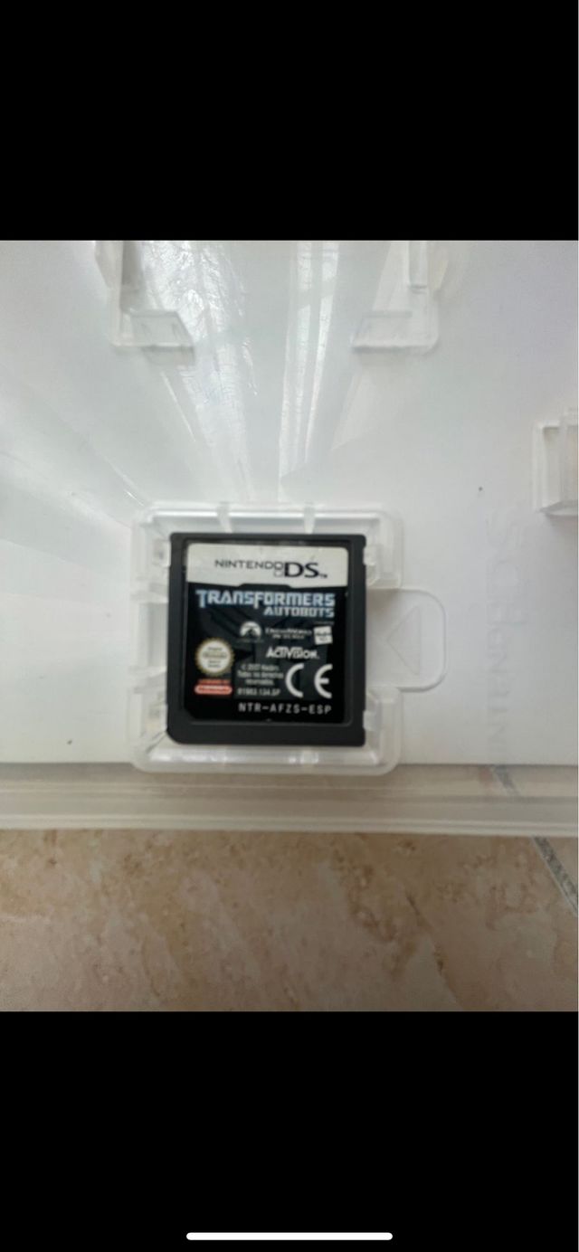 Nintendo DS con juegos