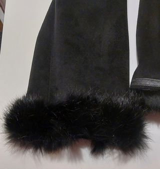 chaquetón negro con pelo sintetico