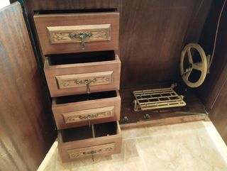 Mueble máquina de coser