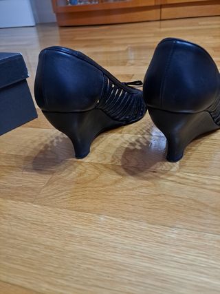 Sandalias piel LODI de cuña