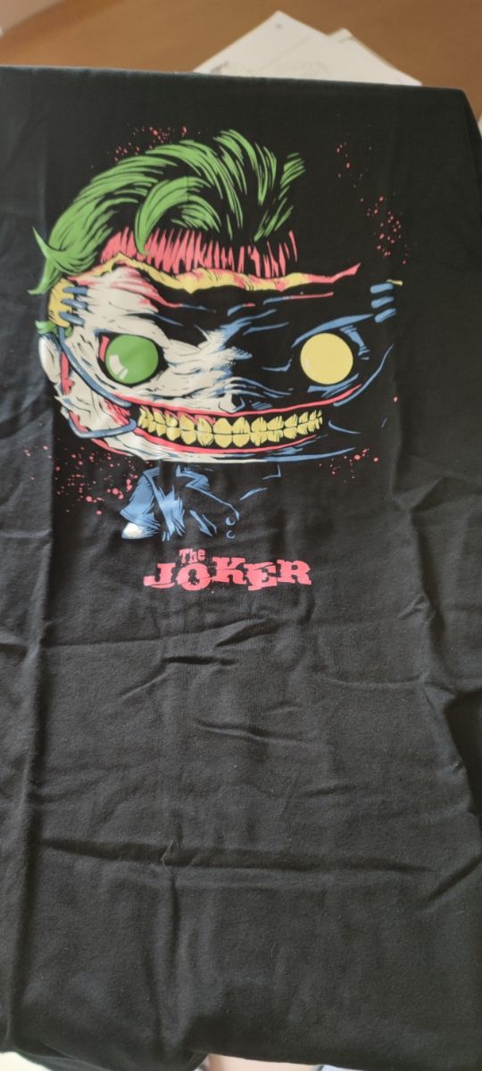 Funko Pop tee t short joker death of family