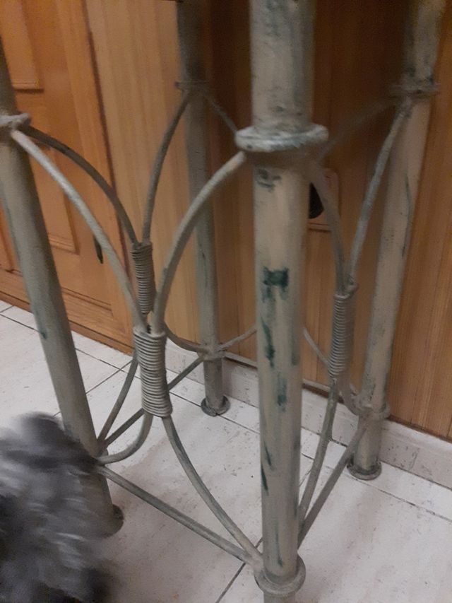 pedestal peana expositor hierro y mármol