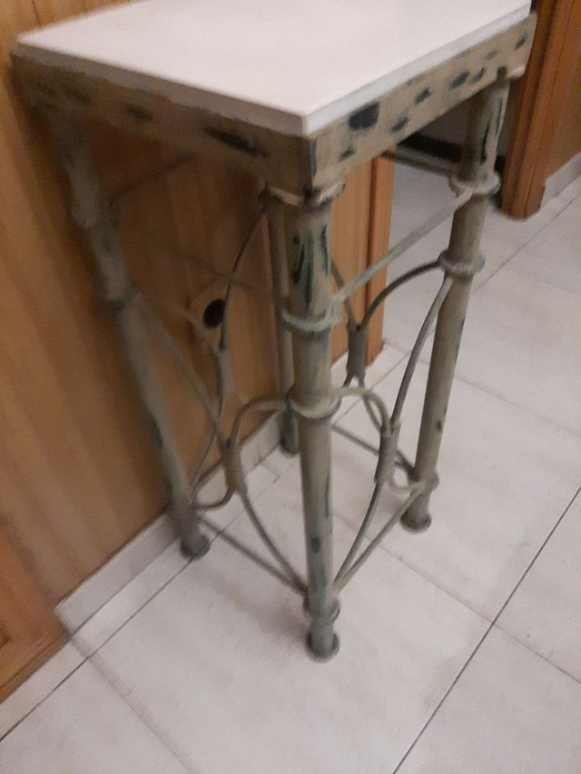 pedestal peana expositor hierro y mármol