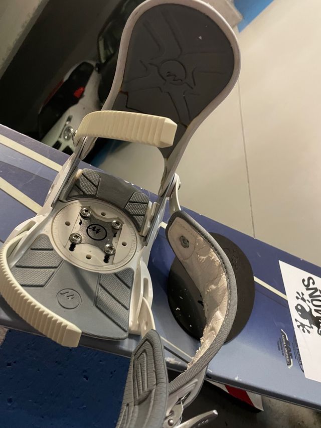 Tabla 155 cm con fijaciones y funda