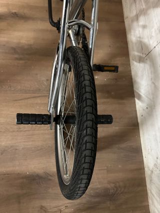 Bicicleta Bmx monty clásica con estribos