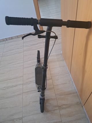 Monopatín con freno