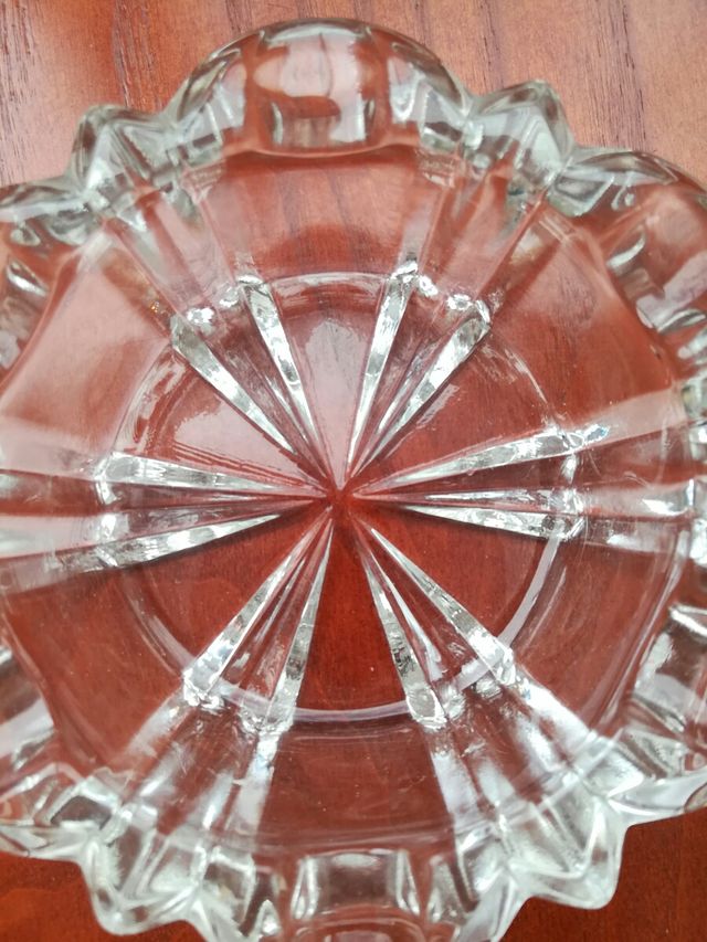 Cenicero cristal tallado