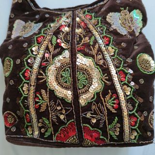 Bolso étnico lentejuelas abalorios primavera
